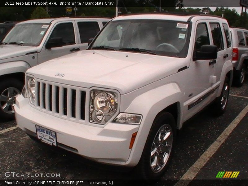 Bright White / Dark Slate Gray 2012 Jeep Liberty Sport 4x4