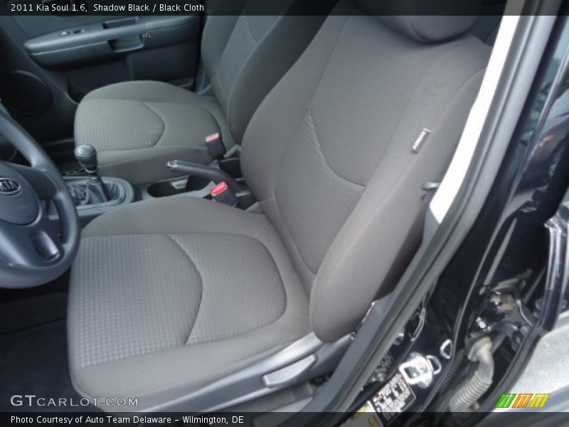 Shadow Black / Black Cloth 2011 Kia Soul 1.6