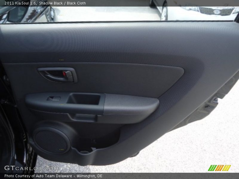 Shadow Black / Black Cloth 2011 Kia Soul 1.6