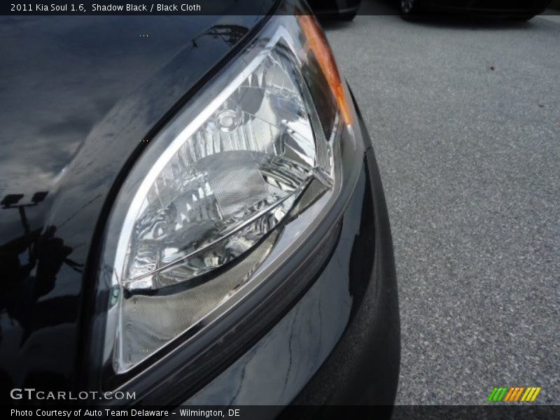 Shadow Black / Black Cloth 2011 Kia Soul 1.6