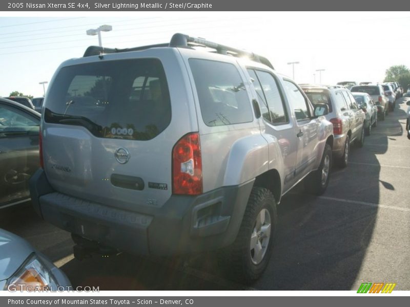 Silver Lightning Metallic / Steel/Graphite 2005 Nissan Xterra SE 4x4