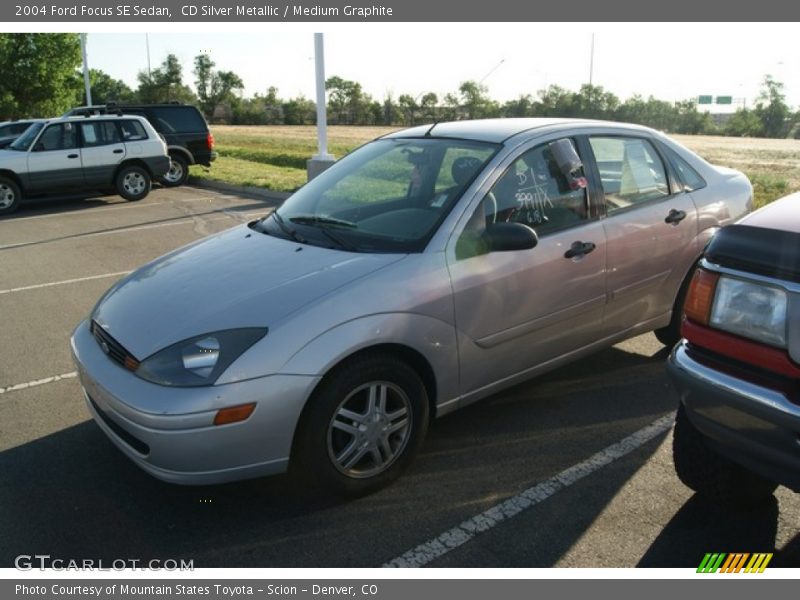 CD Silver Metallic / Medium Graphite 2004 Ford Focus SE Sedan