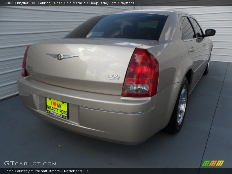 Linen Gold Metallic / Deep Jade/Light Graystone 2006 Chrysler 300 Touring
