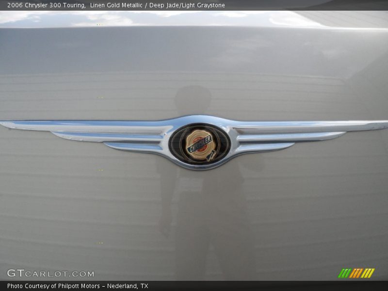 Linen Gold Metallic / Deep Jade/Light Graystone 2006 Chrysler 300 Touring