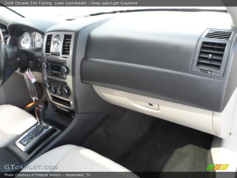 Linen Gold Metallic / Deep Jade/Light Graystone 2006 Chrysler 300 Touring