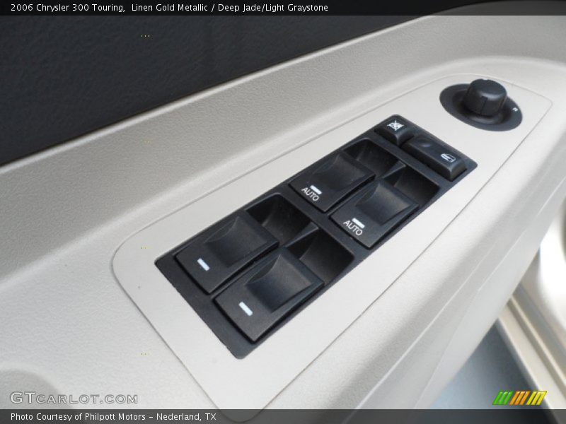 Linen Gold Metallic / Deep Jade/Light Graystone 2006 Chrysler 300 Touring