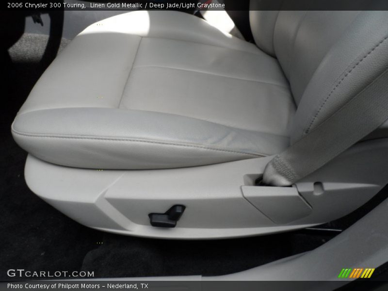 Linen Gold Metallic / Deep Jade/Light Graystone 2006 Chrysler 300 Touring