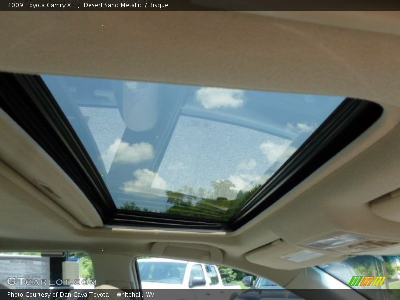 Desert Sand Metallic / Bisque 2009 Toyota Camry XLE