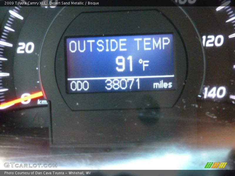 Desert Sand Metallic / Bisque 2009 Toyota Camry XLE