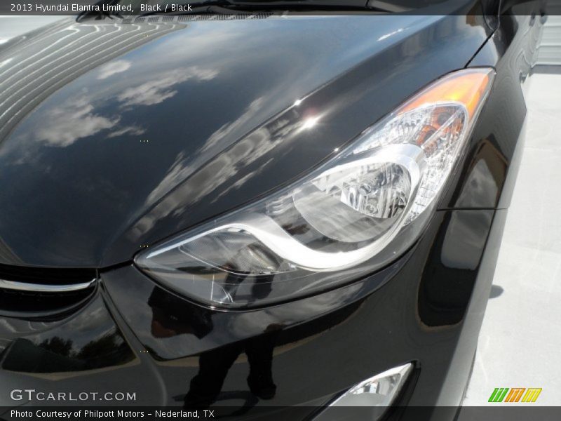 Black / Black 2013 Hyundai Elantra Limited