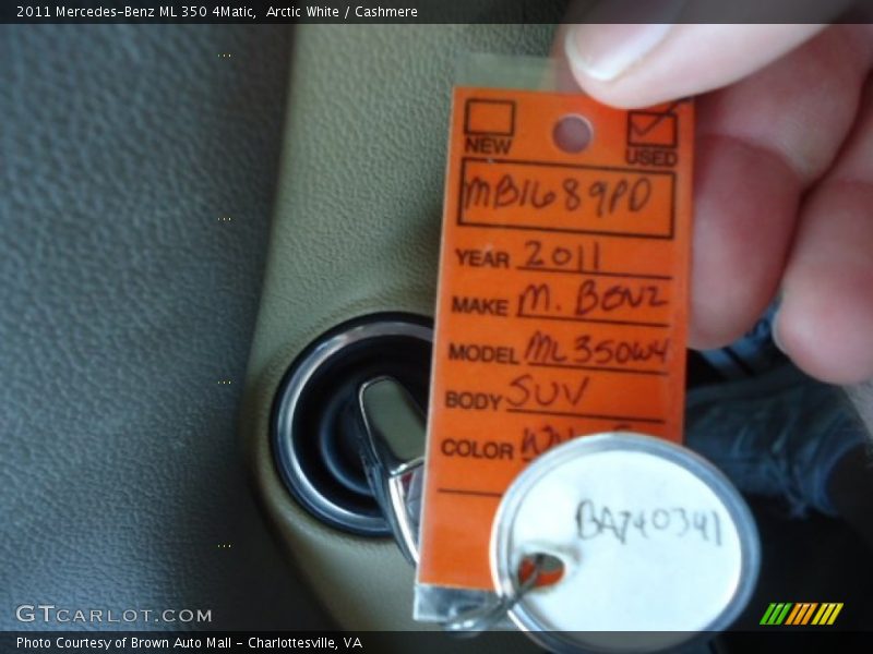 Arctic White / Cashmere 2011 Mercedes-Benz ML 350 4Matic