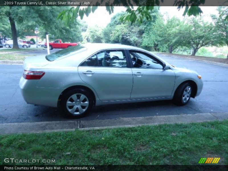 Classic Silver Metallic / Ash 2009 Toyota Camry LE