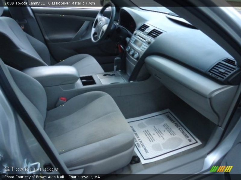 Classic Silver Metallic / Ash 2009 Toyota Camry LE