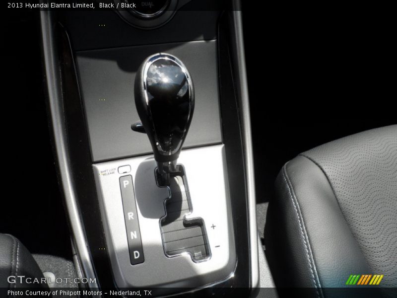 Black / Black 2013 Hyundai Elantra Limited