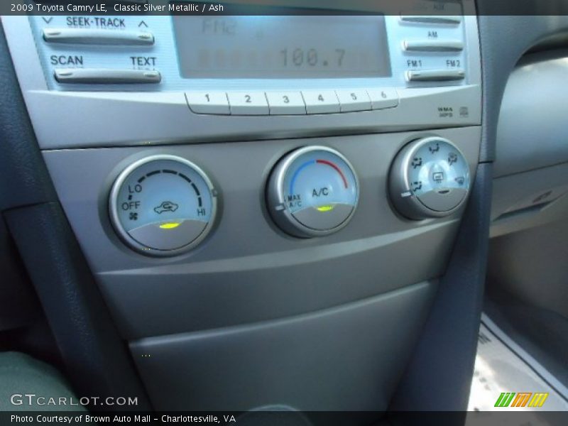 Classic Silver Metallic / Ash 2009 Toyota Camry LE