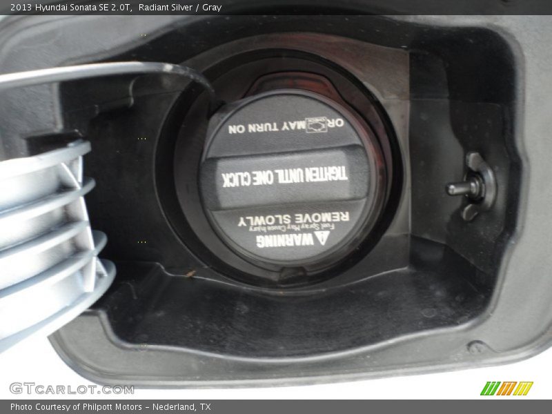 Radiant Silver / Gray 2013 Hyundai Sonata SE 2.0T