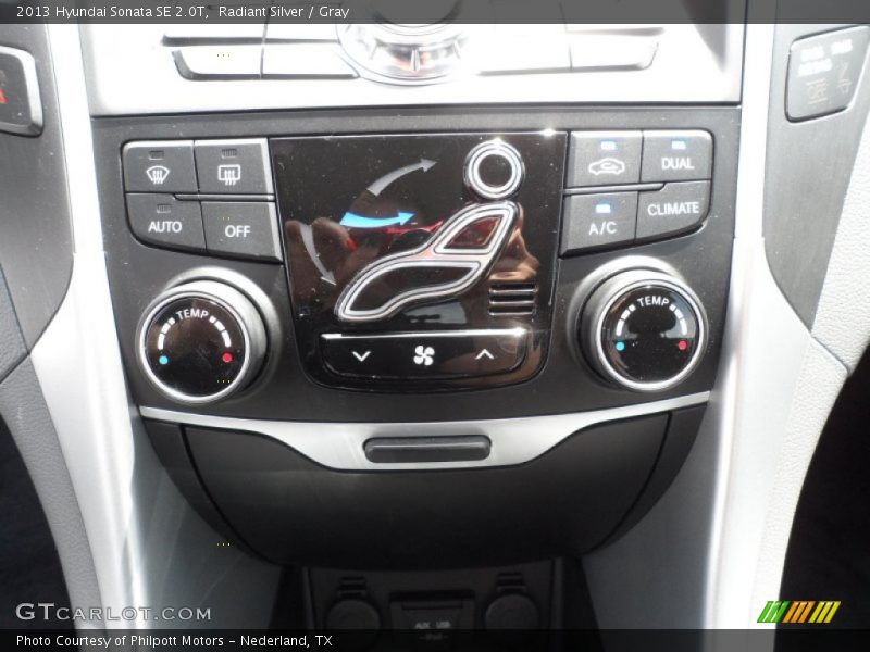 Radiant Silver / Gray 2013 Hyundai Sonata SE 2.0T