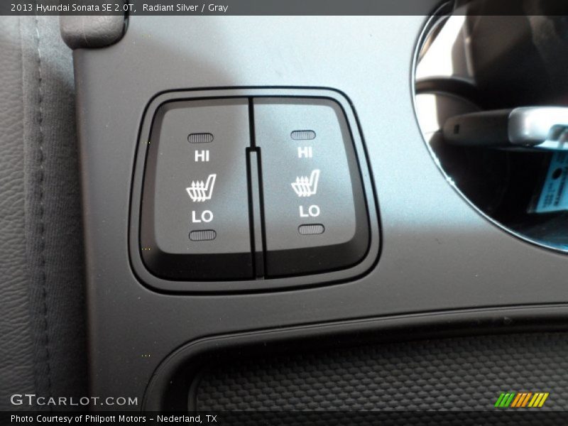 Radiant Silver / Gray 2013 Hyundai Sonata SE 2.0T