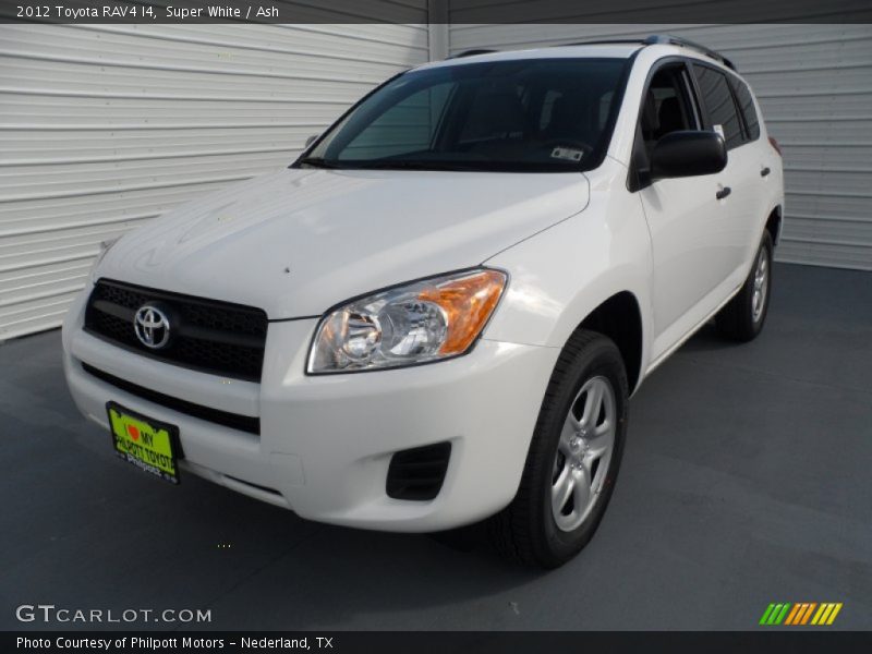 Super White / Ash 2012 Toyota RAV4 I4
