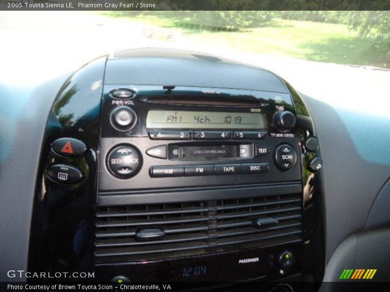 Phantom Gray Pearl / Stone 2005 Toyota Sienna LE
