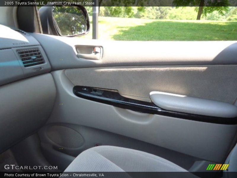 Phantom Gray Pearl / Stone 2005 Toyota Sienna LE