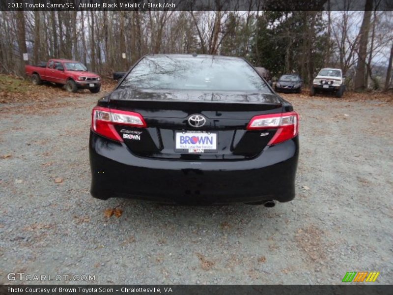 Attitude Black Metallic / Black/Ash 2012 Toyota Camry SE