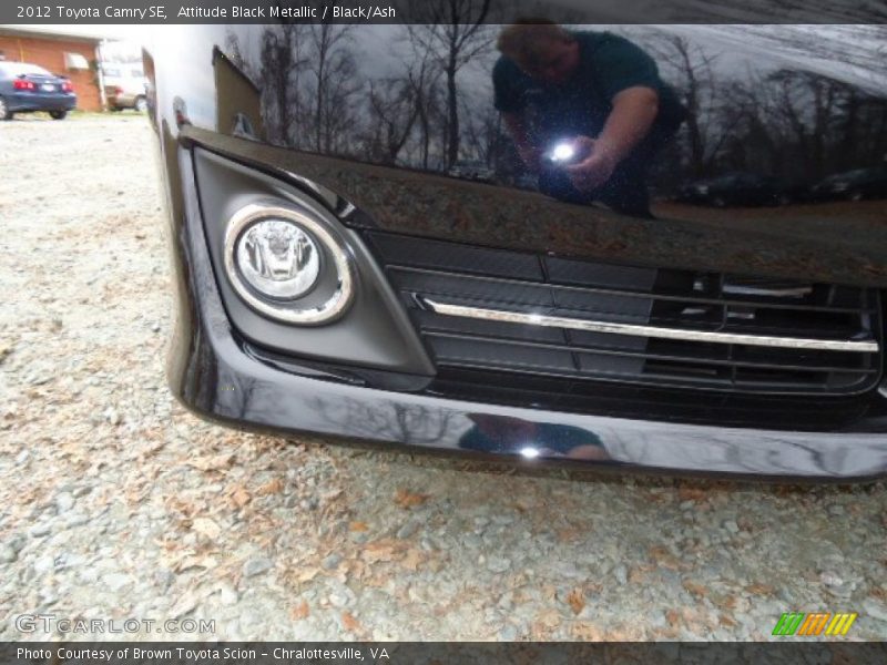 Attitude Black Metallic / Black/Ash 2012 Toyota Camry SE