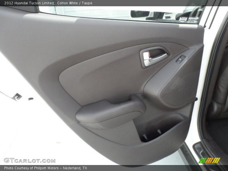 Cotton White / Taupe 2012 Hyundai Tucson Limited