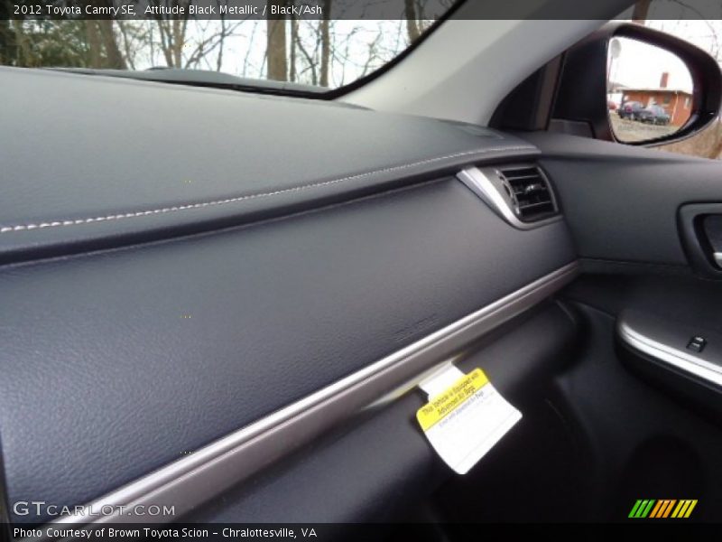 Attitude Black Metallic / Black/Ash 2012 Toyota Camry SE