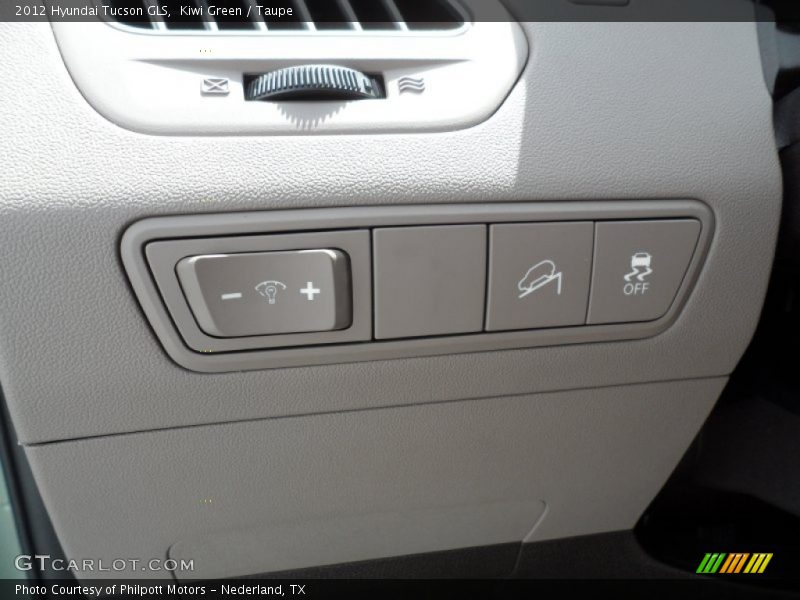Kiwi Green / Taupe 2012 Hyundai Tucson GLS