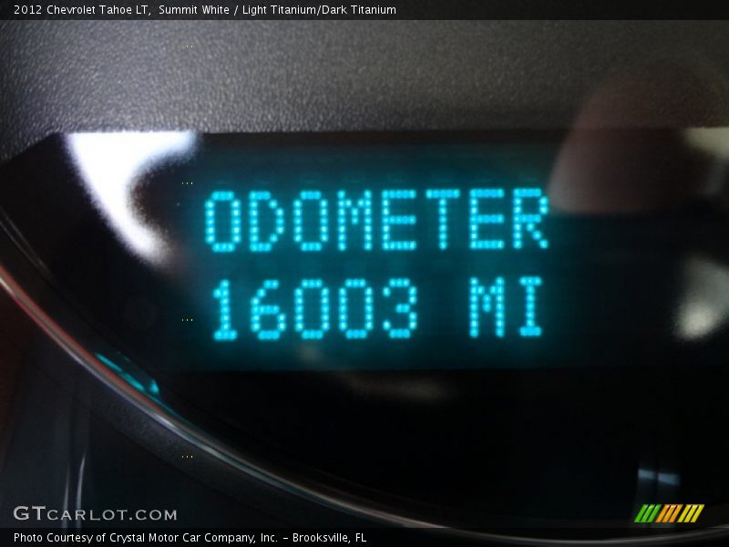 Summit White / Light Titanium/Dark Titanium 2012 Chevrolet Tahoe LT