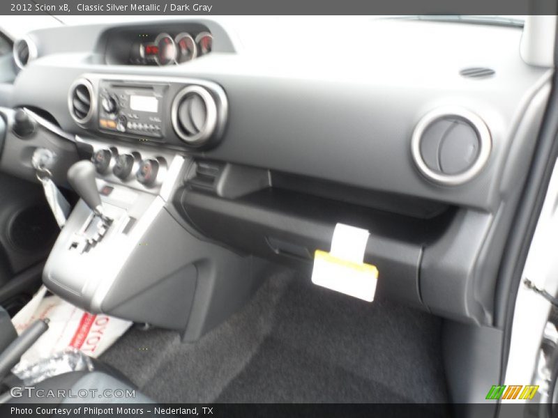 Classic Silver Metallic / Dark Gray 2012 Scion xB