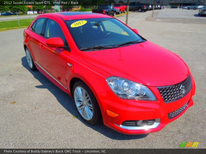 Vivid Red / Black 2012 Suzuki Kizashi Sport GTS