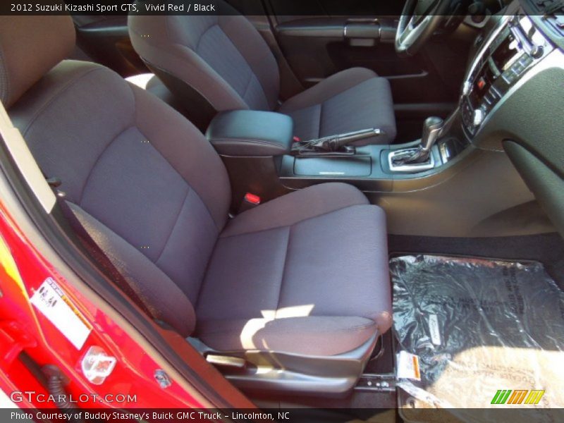 Vivid Red / Black 2012 Suzuki Kizashi Sport GTS