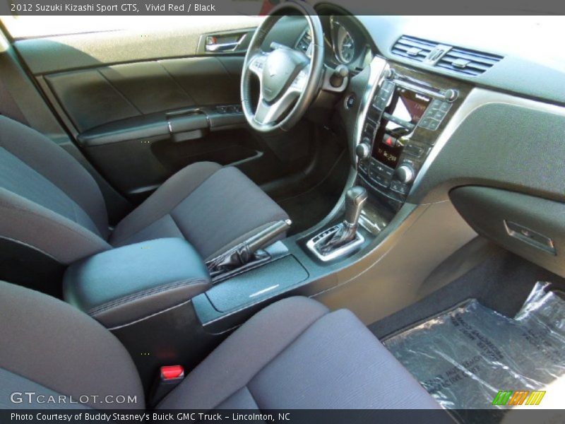 Vivid Red / Black 2012 Suzuki Kizashi Sport GTS