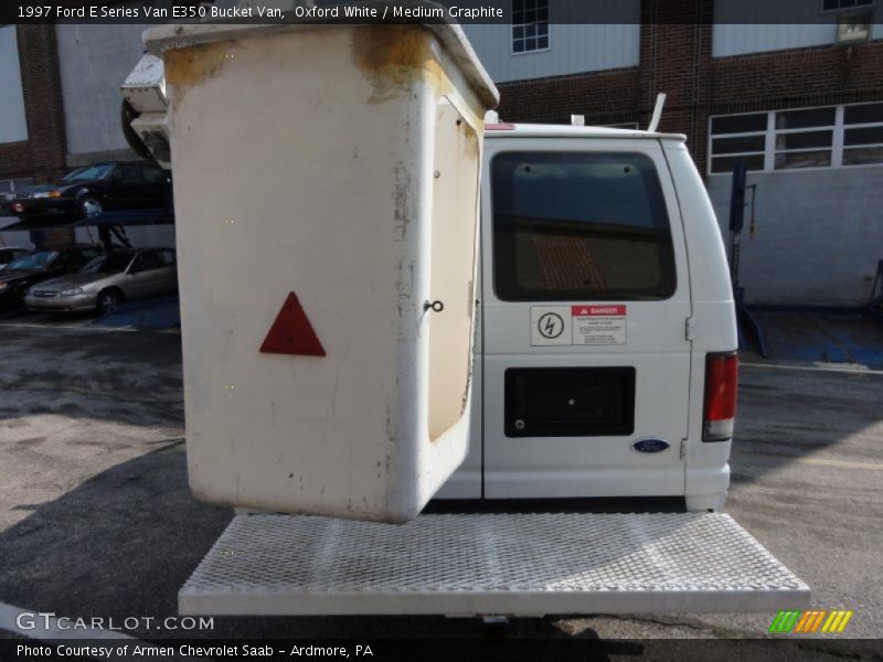 Oxford White / Medium Graphite 1997 Ford E Series Van E350 Bucket Van