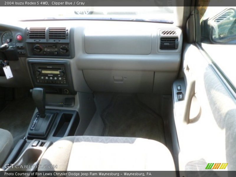 Clipper Blue / Gray 2004 Isuzu Rodeo S 4WD