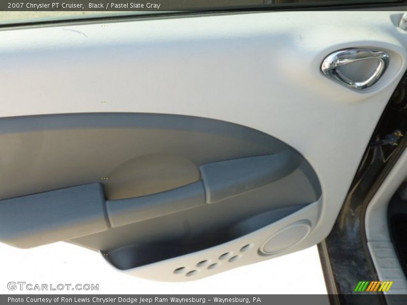 Black / Pastel Slate Gray 2007 Chrysler PT Cruiser