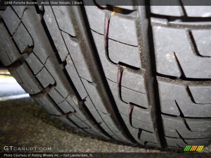 Arctic Silver Metallic / Black 1998 Porsche Boxster