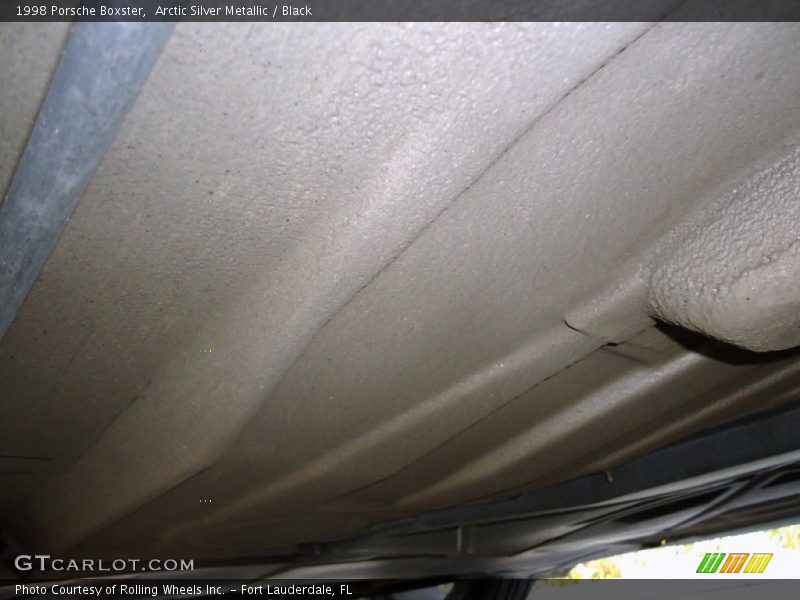 Arctic Silver Metallic / Black 1998 Porsche Boxster