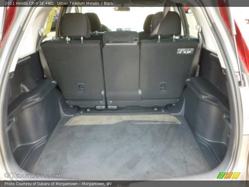 Urban Titanium Metallic / Black 2011 Honda CR-V SE 4WD