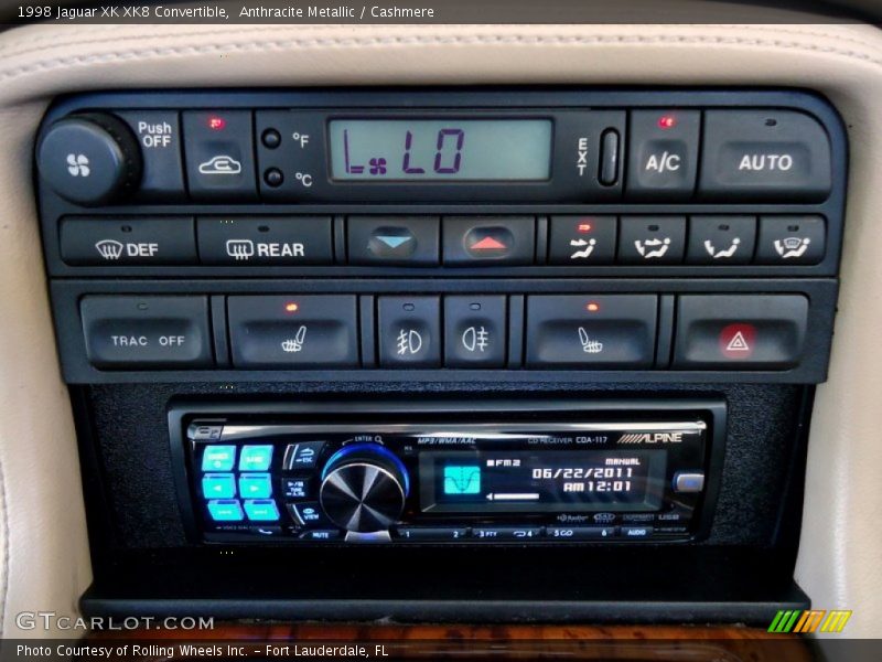 Controls of 1998 XK XK8 Convertible