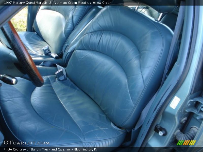 Front Seat of 1997 Grand Marquis LS