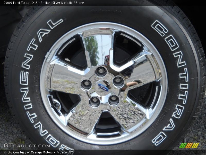 Brilliant Silver Metallic / Stone 2009 Ford Escape XLS