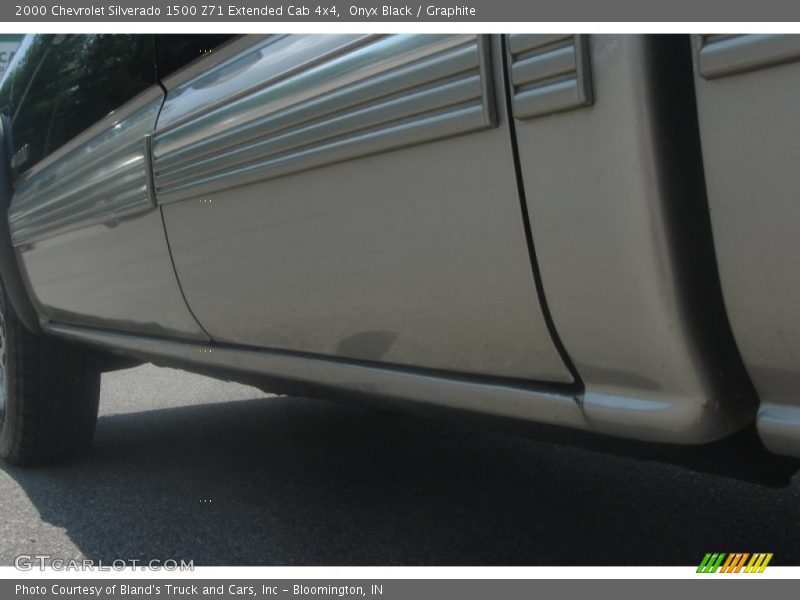 Onyx Black / Graphite 2000 Chevrolet Silverado 1500 Z71 Extended Cab 4x4