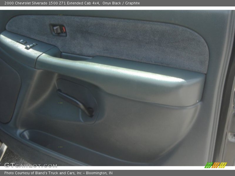 Onyx Black / Graphite 2000 Chevrolet Silverado 1500 Z71 Extended Cab 4x4