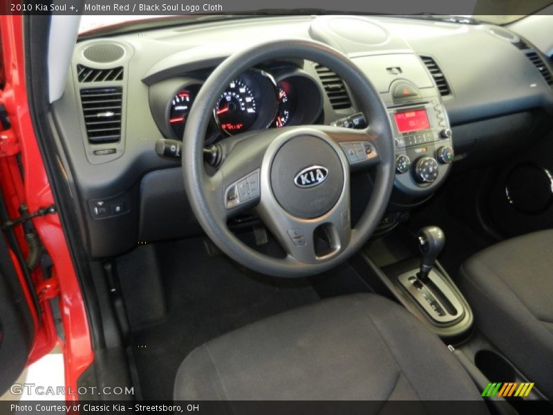Molten Red / Black Soul Logo Cloth 2010 Kia Soul +