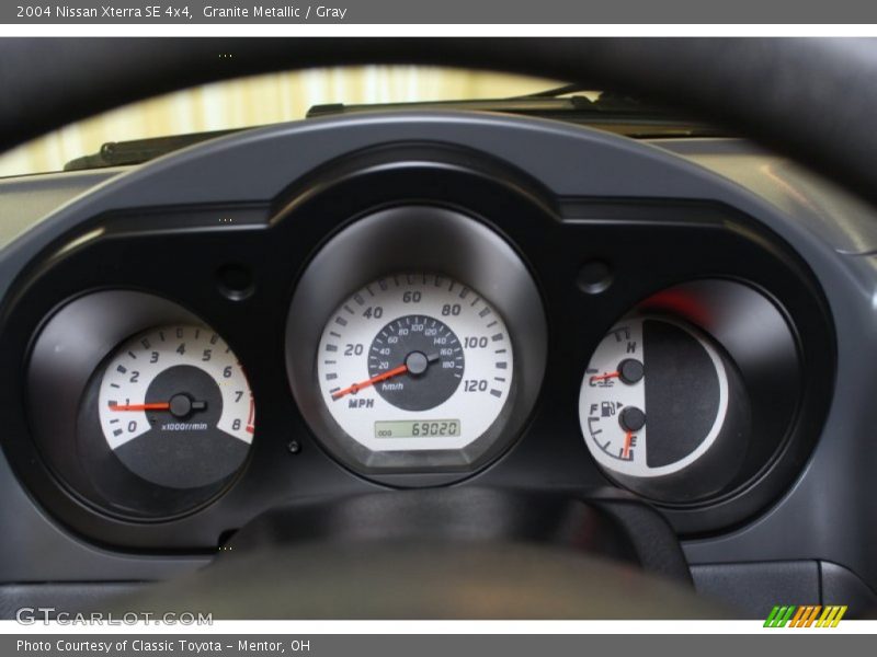 Granite Metallic / Gray 2004 Nissan Xterra SE 4x4