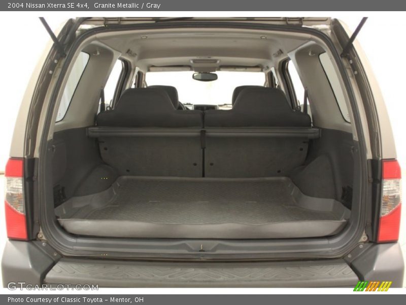 Granite Metallic / Gray 2004 Nissan Xterra SE 4x4