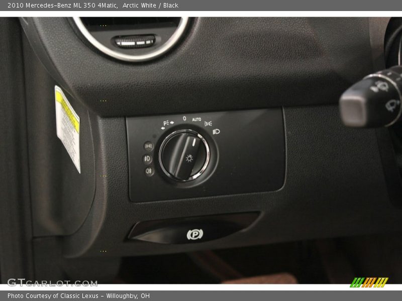 Arctic White / Black 2010 Mercedes-Benz ML 350 4Matic